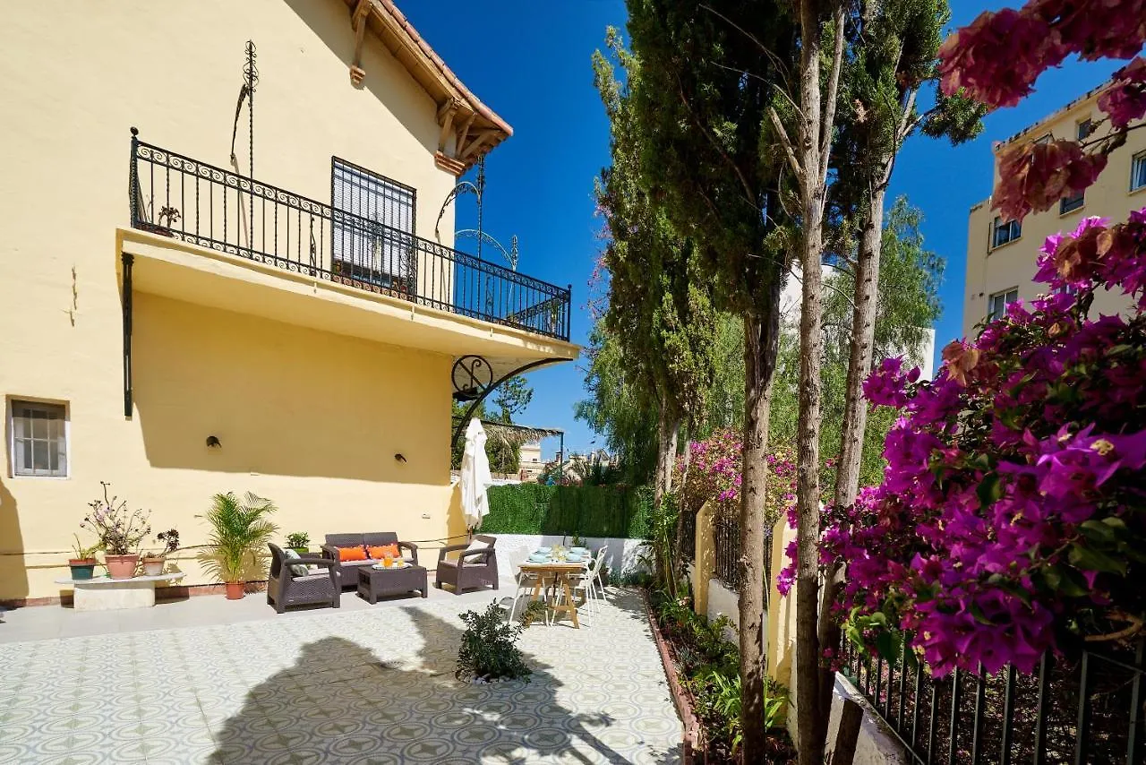 Villa Rosita Suites En Playa De La Malagueta Con Terraza Málaga 0*,